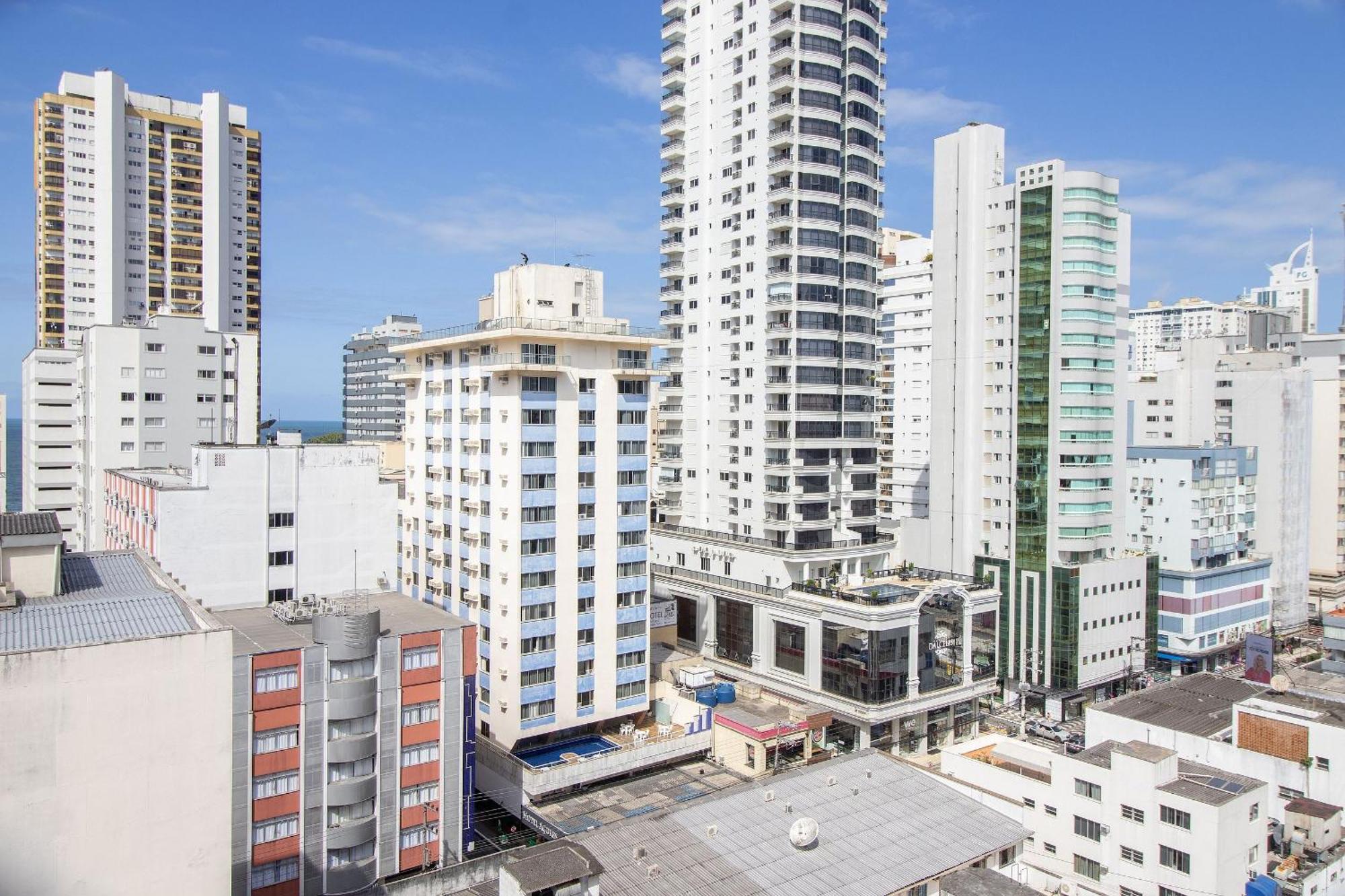 Bk81 - 3 Dorm, Climatizado, 2 Garagens, Wi-Fi Apartment บัลเนอาริโอ กังโบริว ภายนอก รูปภาพ